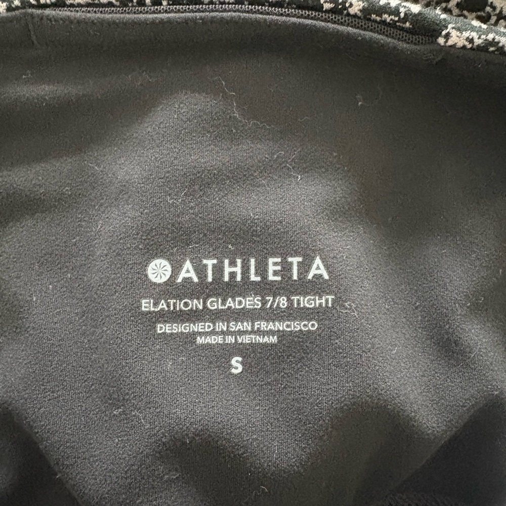 ATHLETA LEGGINGS - Picture 3 of 4